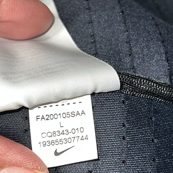 Nike Pro CQ8343-010 Short Sleeve 1/4-Zip Hoodie Black Sz L - Picture 4 of 12